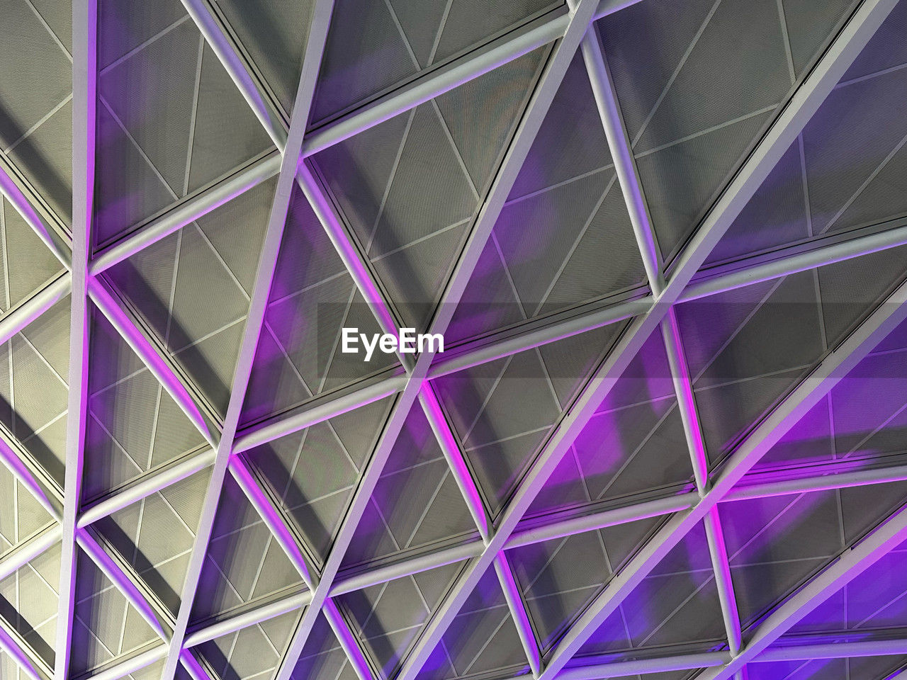 pattern, line, backgrounds, architecture, built structure, full frame, no people, shape, circle, purple, geometric shape, abstract, ceiling, indoors, triangle shape, triangle, futuristic, light