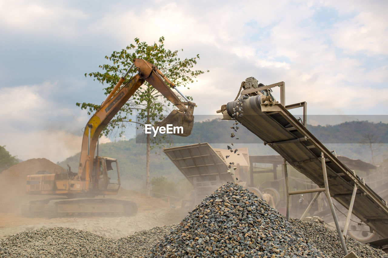 VIEW OF CONSTRUCTION SITE