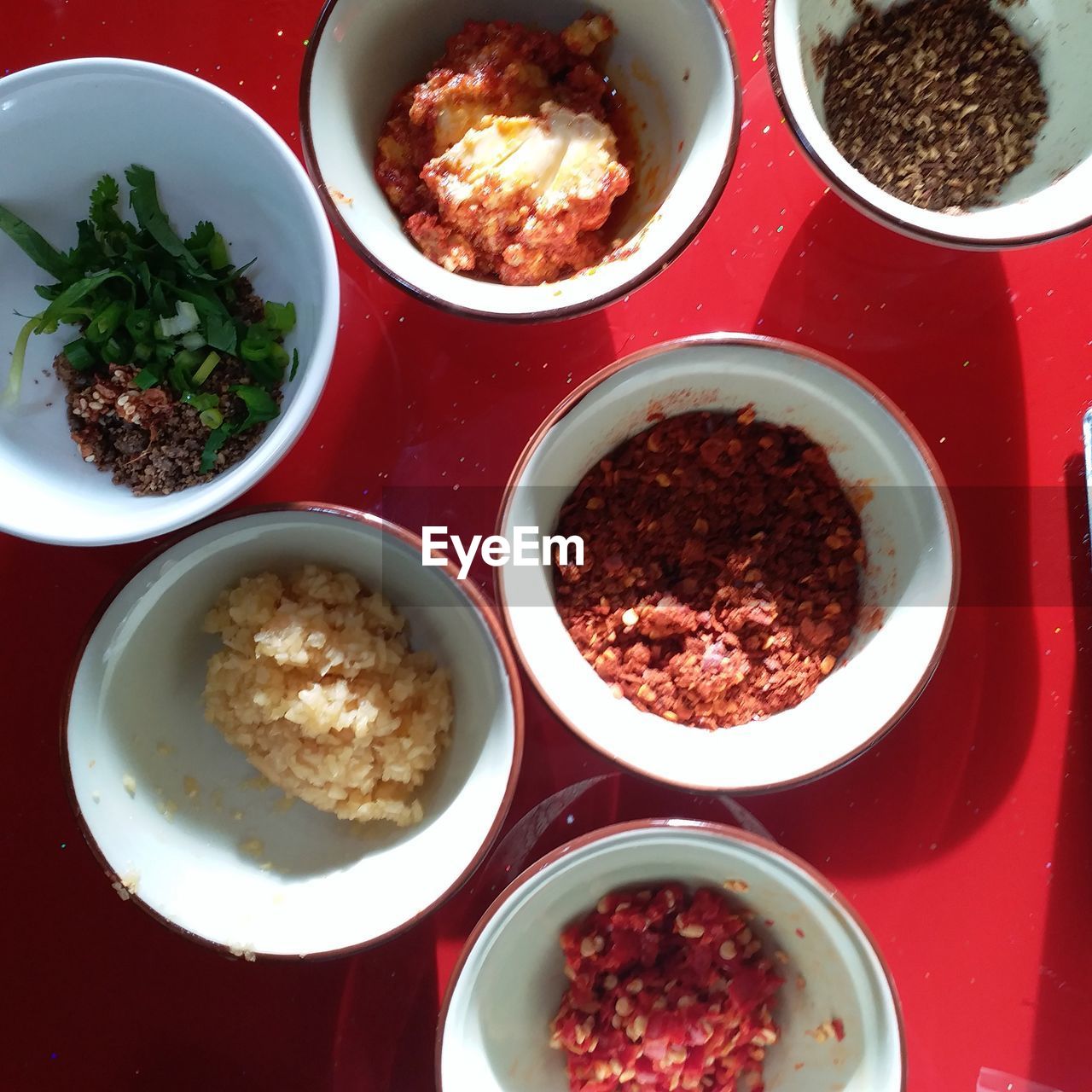 CLOSE-UP HIGH ANGLE VIEW OF BREAKFAST ON TABLE