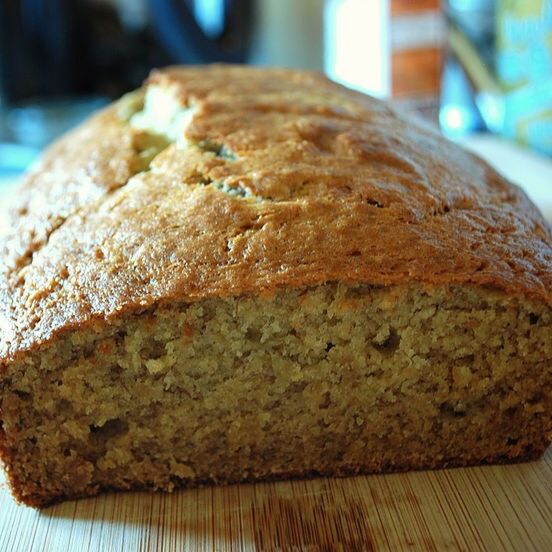 CLOSE-UP OF SWEET FOOD