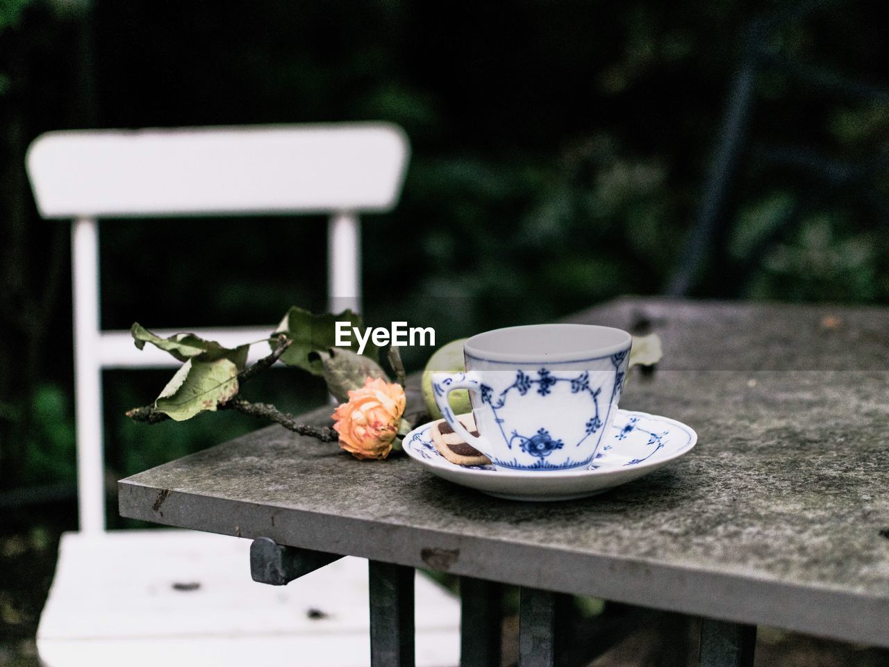 Coffee cup on table