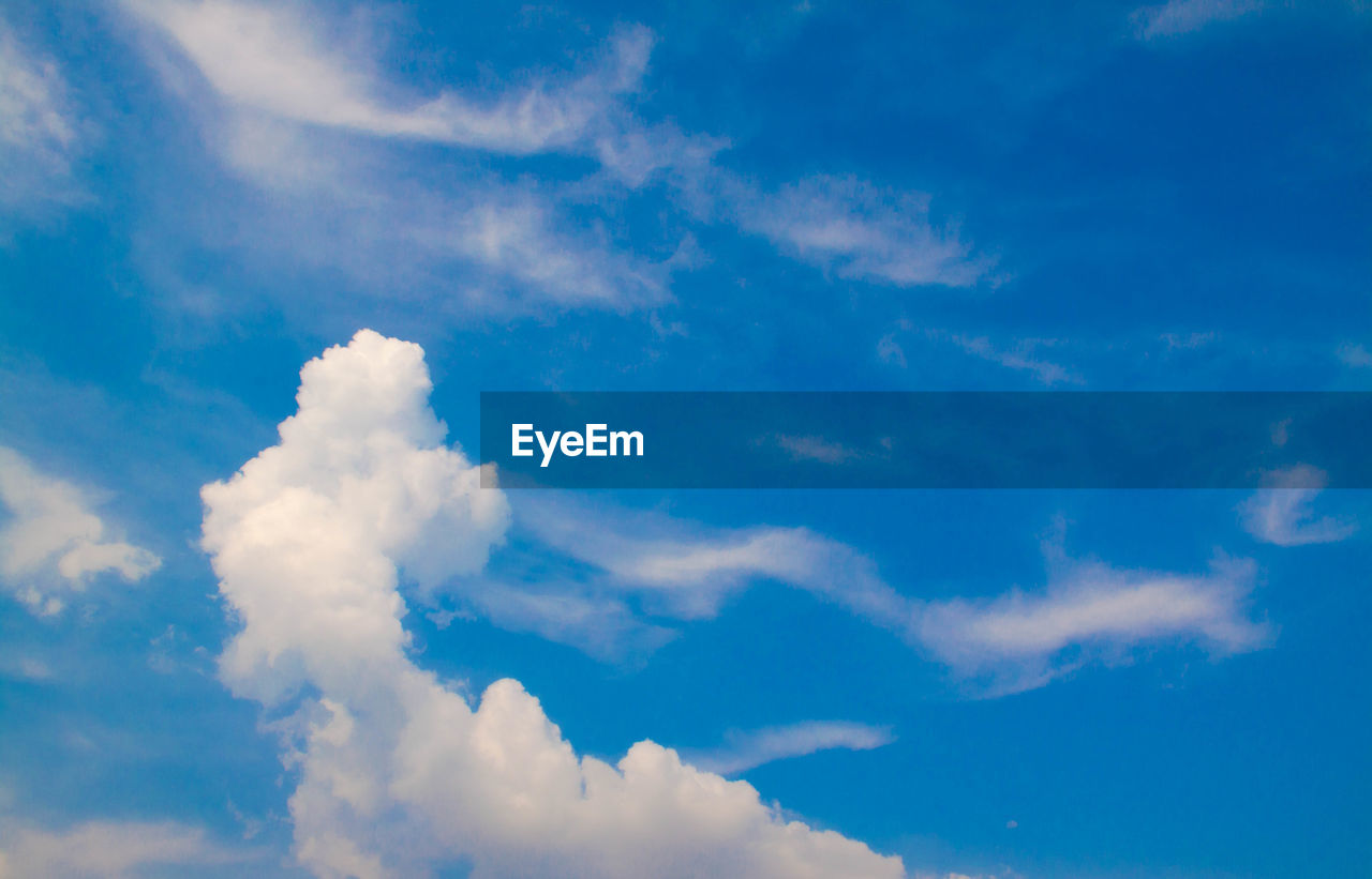 FULL FRAME SHOT OF CLOUDS IN SKY