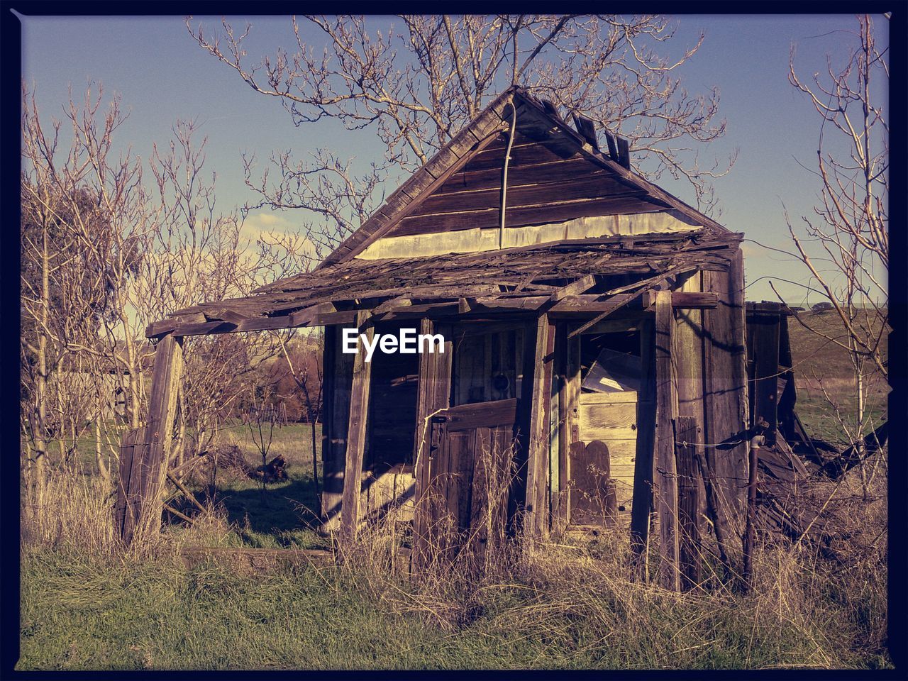 ABANDONED STRUCTURE AGAINST SKY