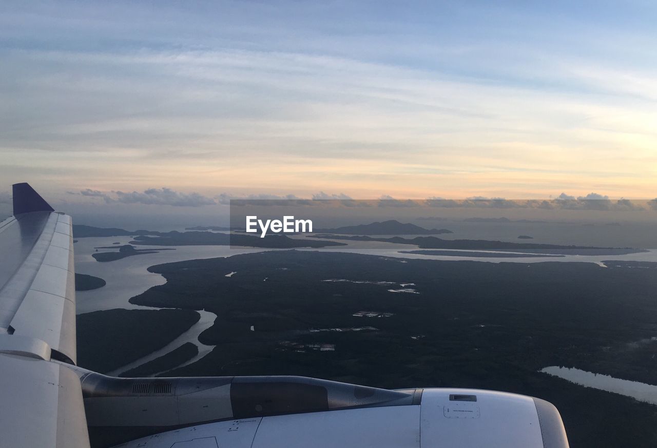 AERIAL VIEW OF LANDSCAPE AGAINST SKY