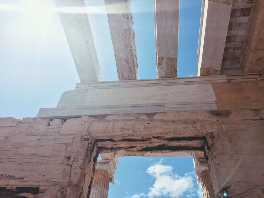 LOW ANGLE VIEW OF OLD BUILDING AGAINST SKY