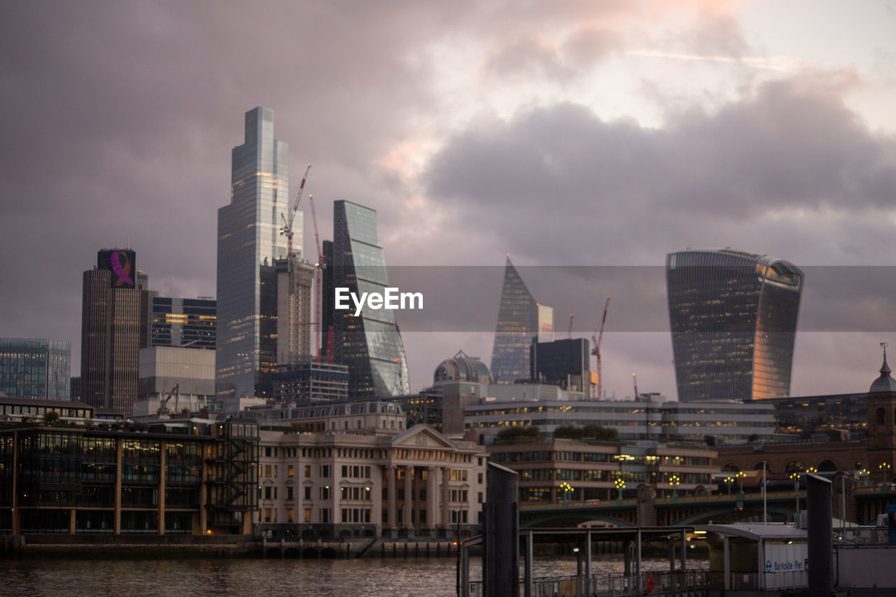 MODERN BUILDINGS AGAINST SKY IN CITY