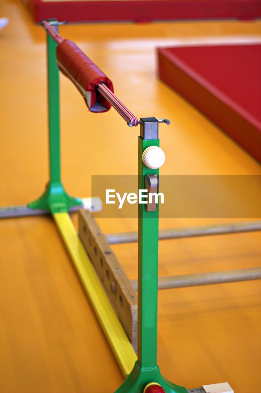 CLOSE-UP OF EMPTY TABLE