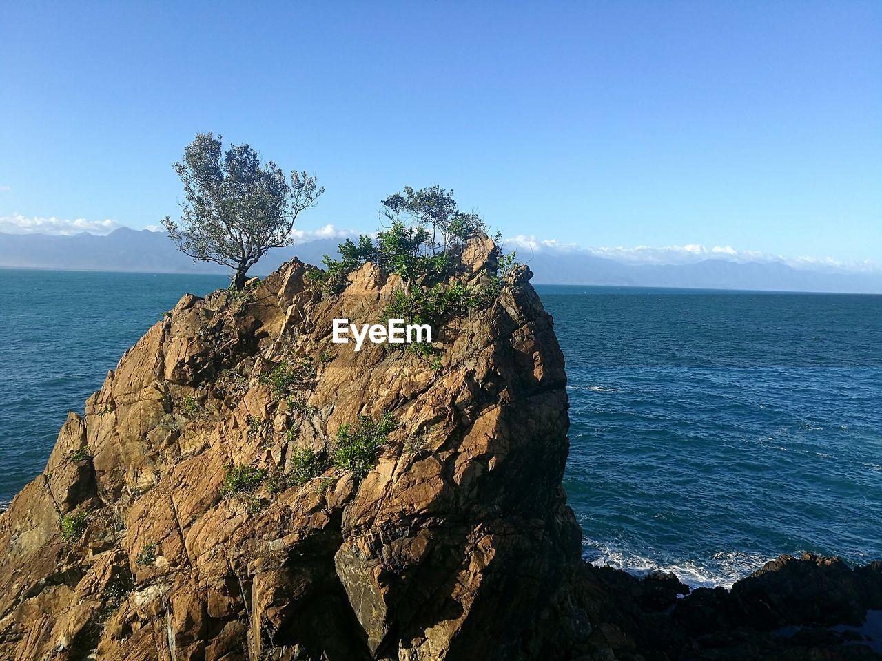 Close-up of sea against sky