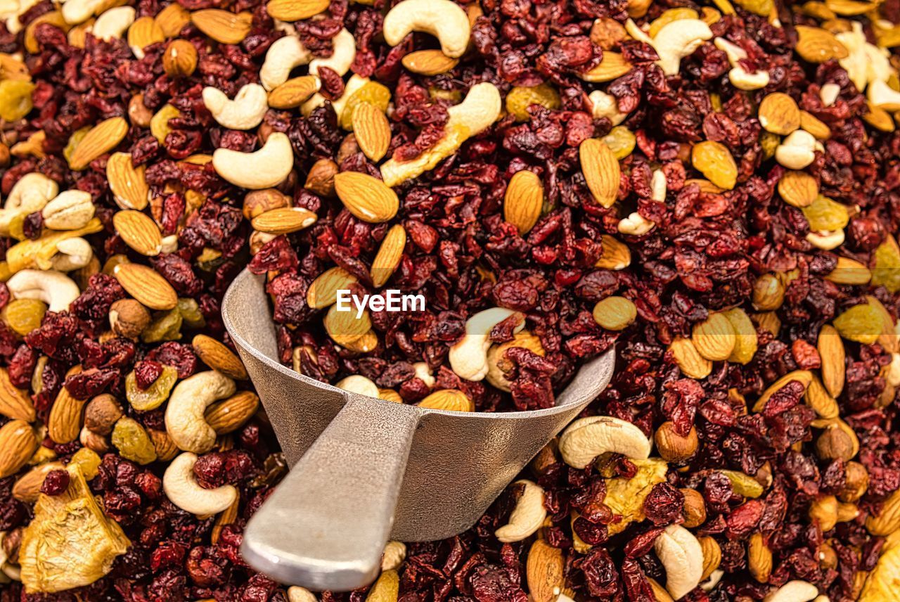 Blend of almonds, cashews and dried cranberries.