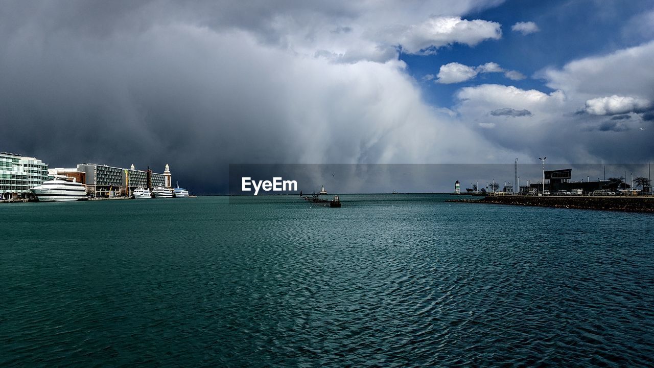 Navy pier in chicago as a storm quickly builds momentum as it moves in over lake michigan.