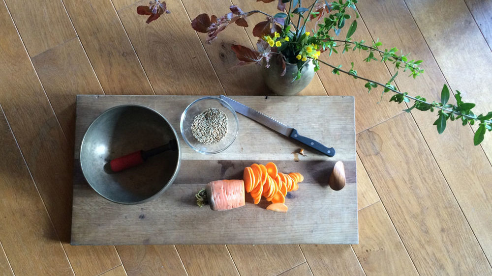 HIGH ANGLE VIEW OF BREAKFAST ON TABLE