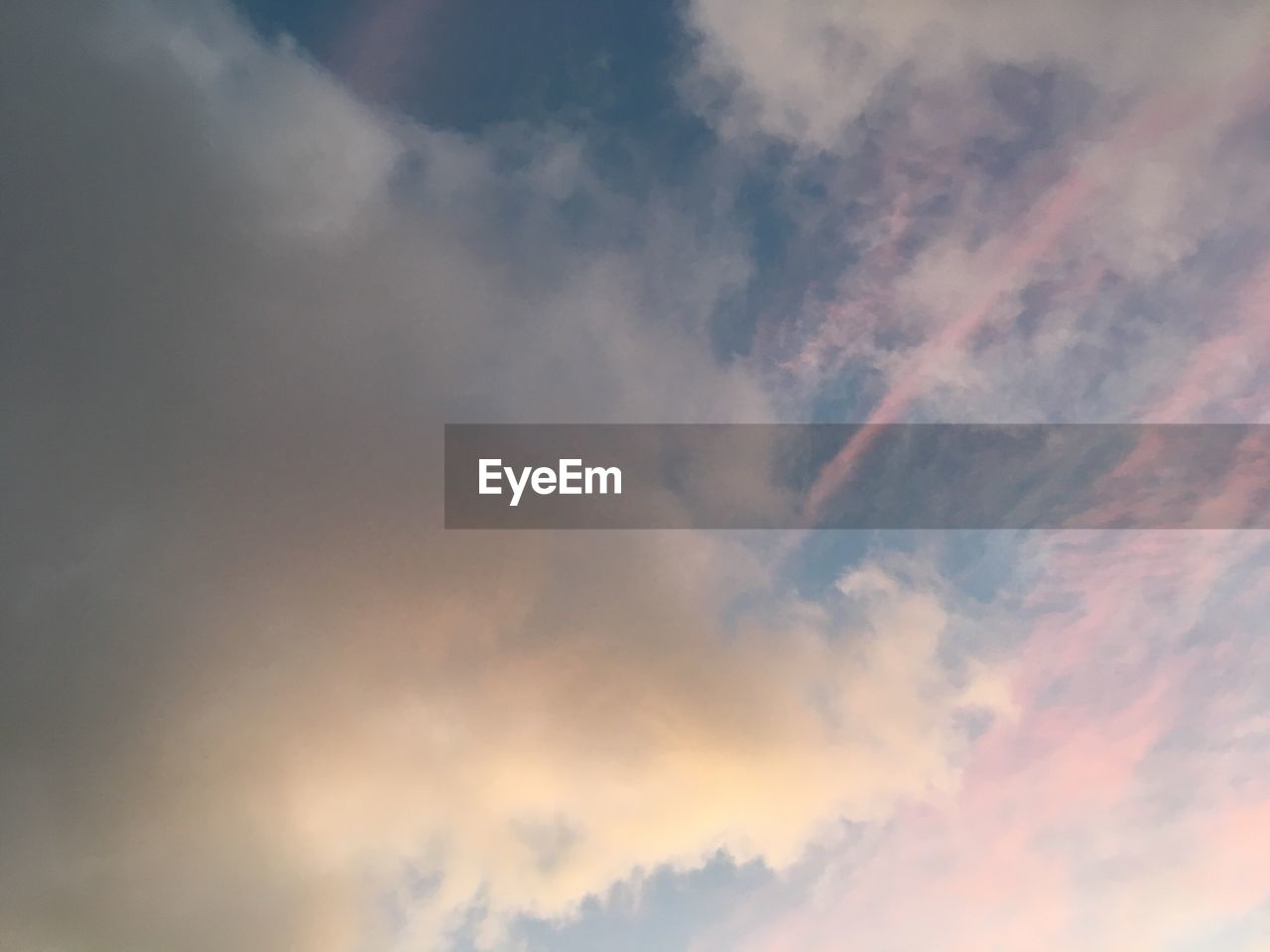 LOW ANGLE VIEW OF CLOUDS IN SKY