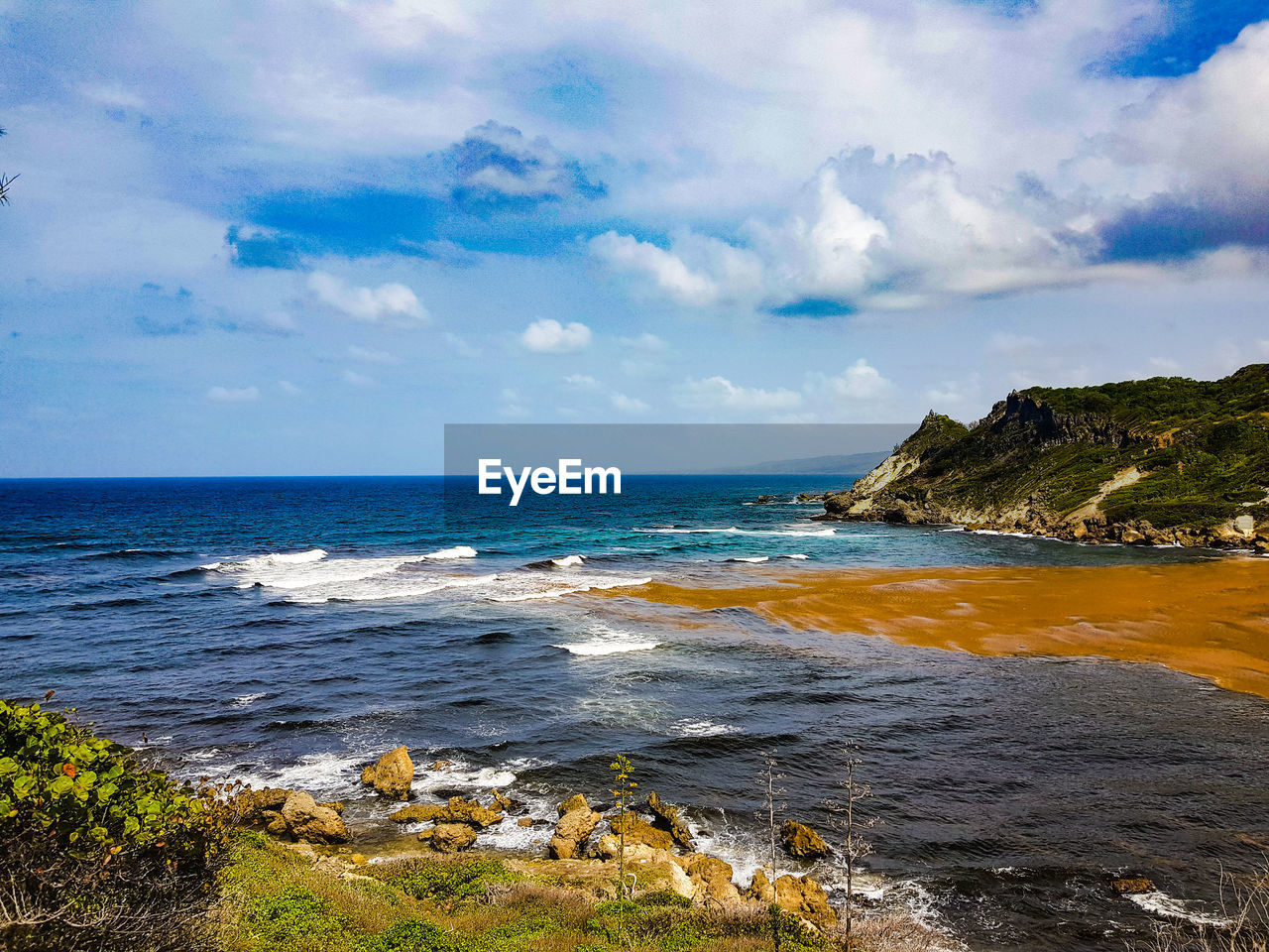 SCENIC VIEW OF BEACH