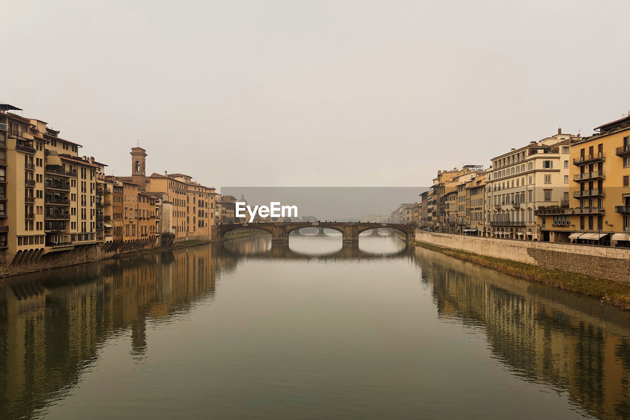Panorama of the florence river with a view of ponte vecchio