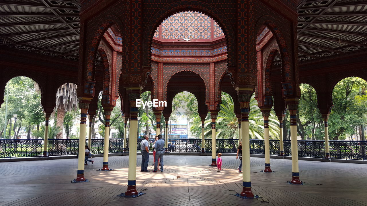 VIEW OF COLUMNS IN CORRIDOR