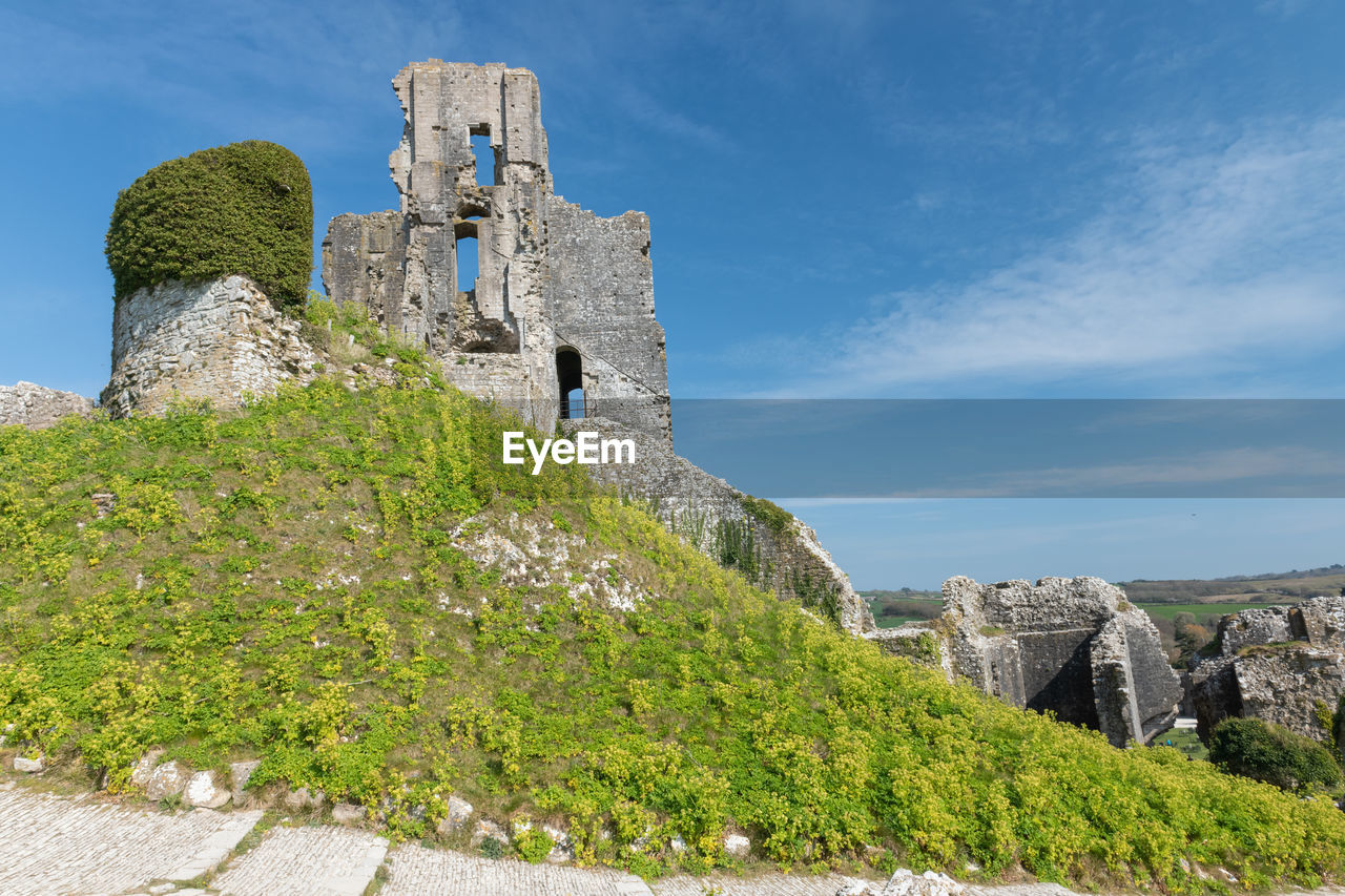 The ruins of corfe castle in dorset