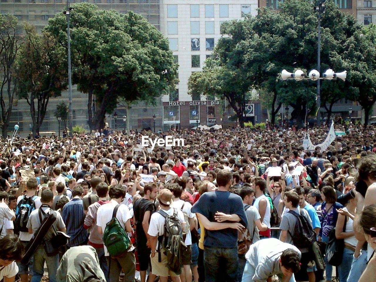 PEOPLE IN PARK