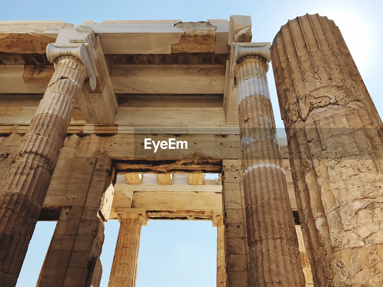 LOW ANGLE VIEW OF OLD RUINS