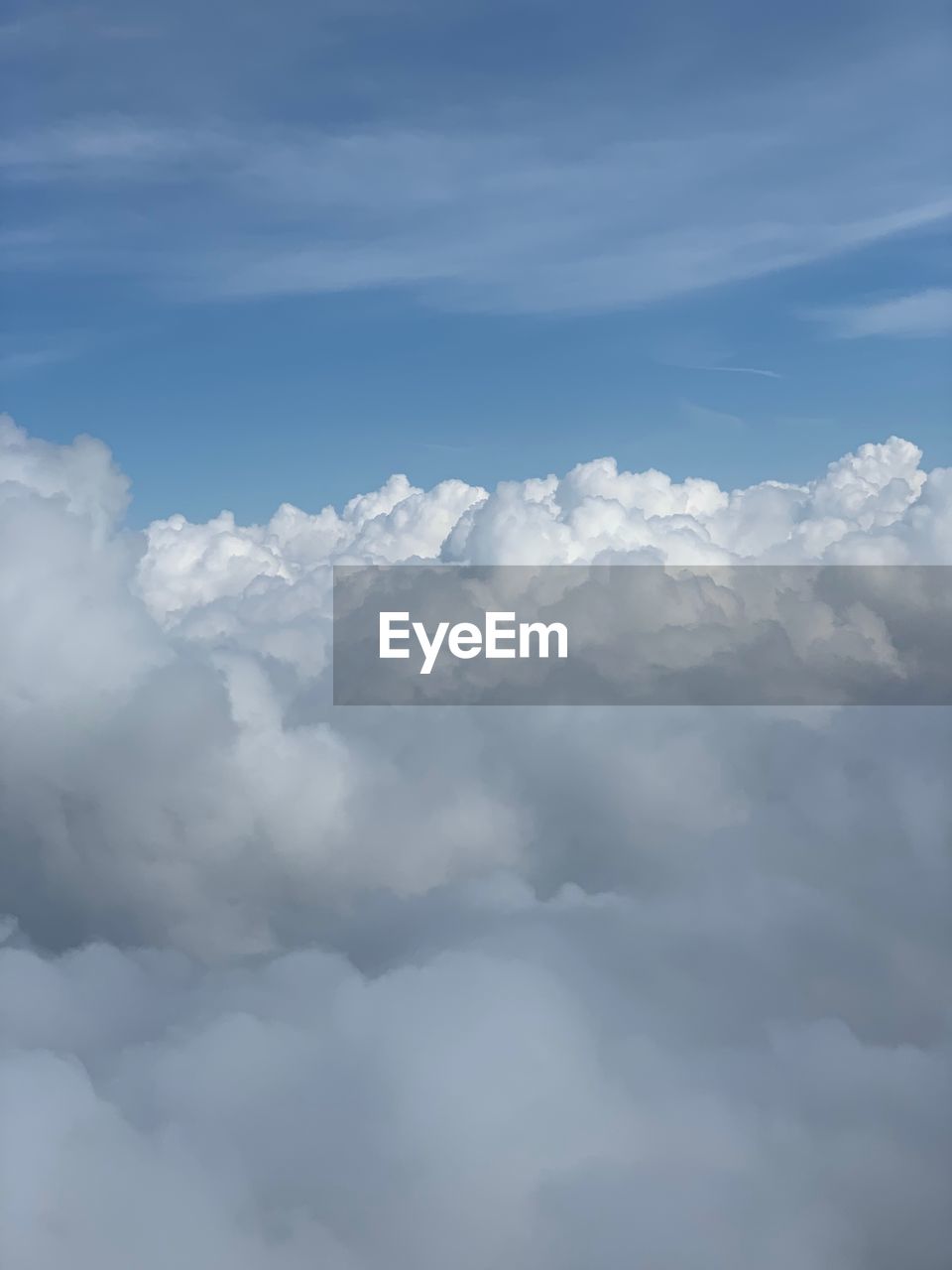 LOW ANGLE VIEW OF CLOUDY SKY