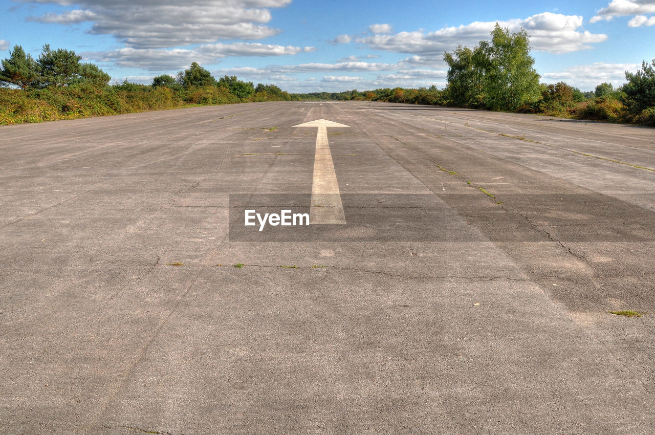 SURFACE LEVEL OF ROAD AGAINST SKY