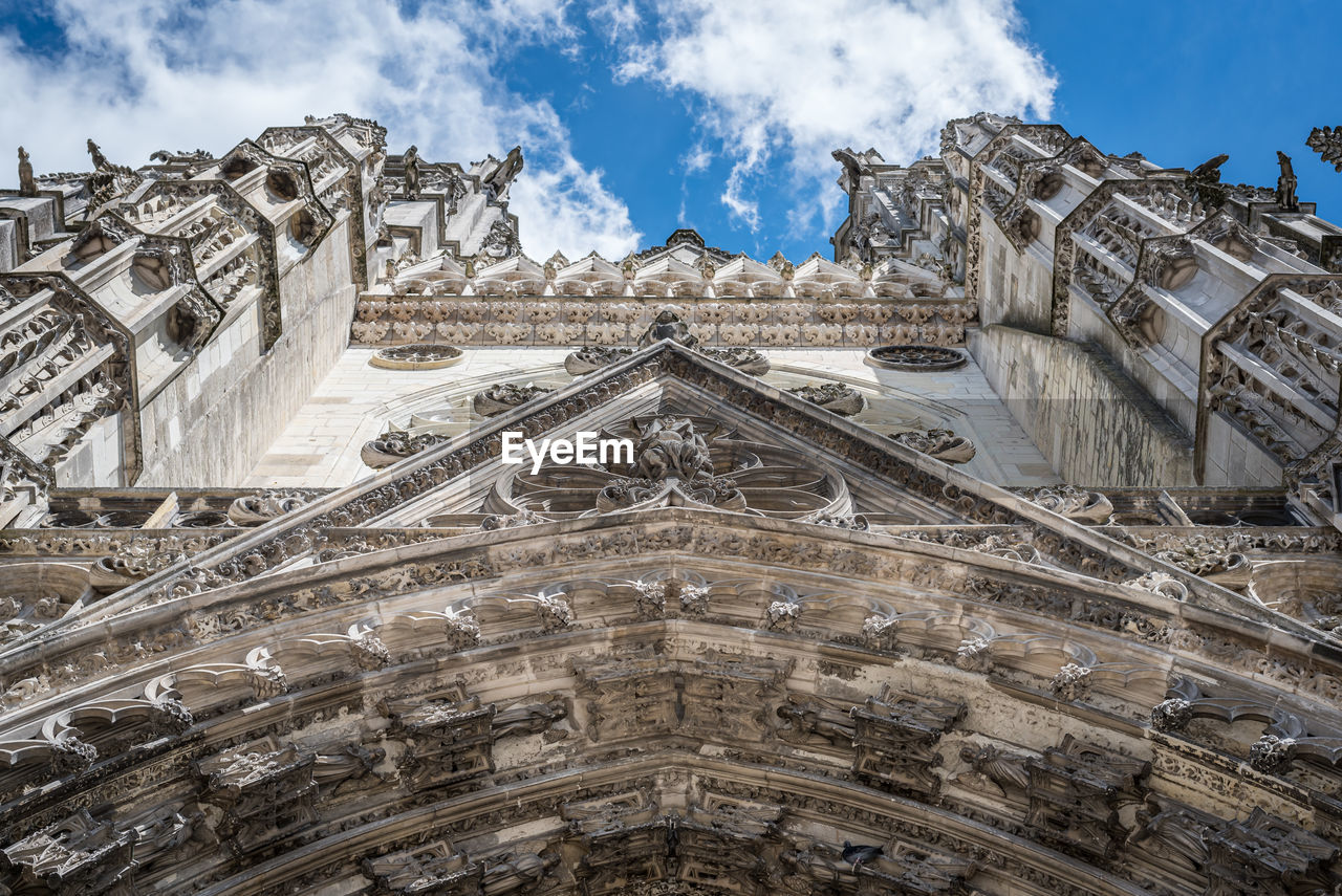 The amazing architectural details of the cathedral saint gatien of tours in the center of france