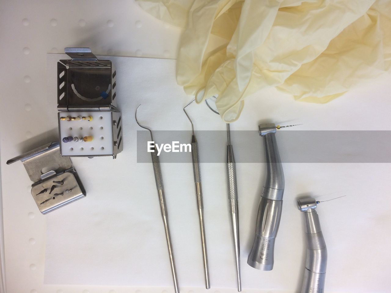 Dentist equipment 