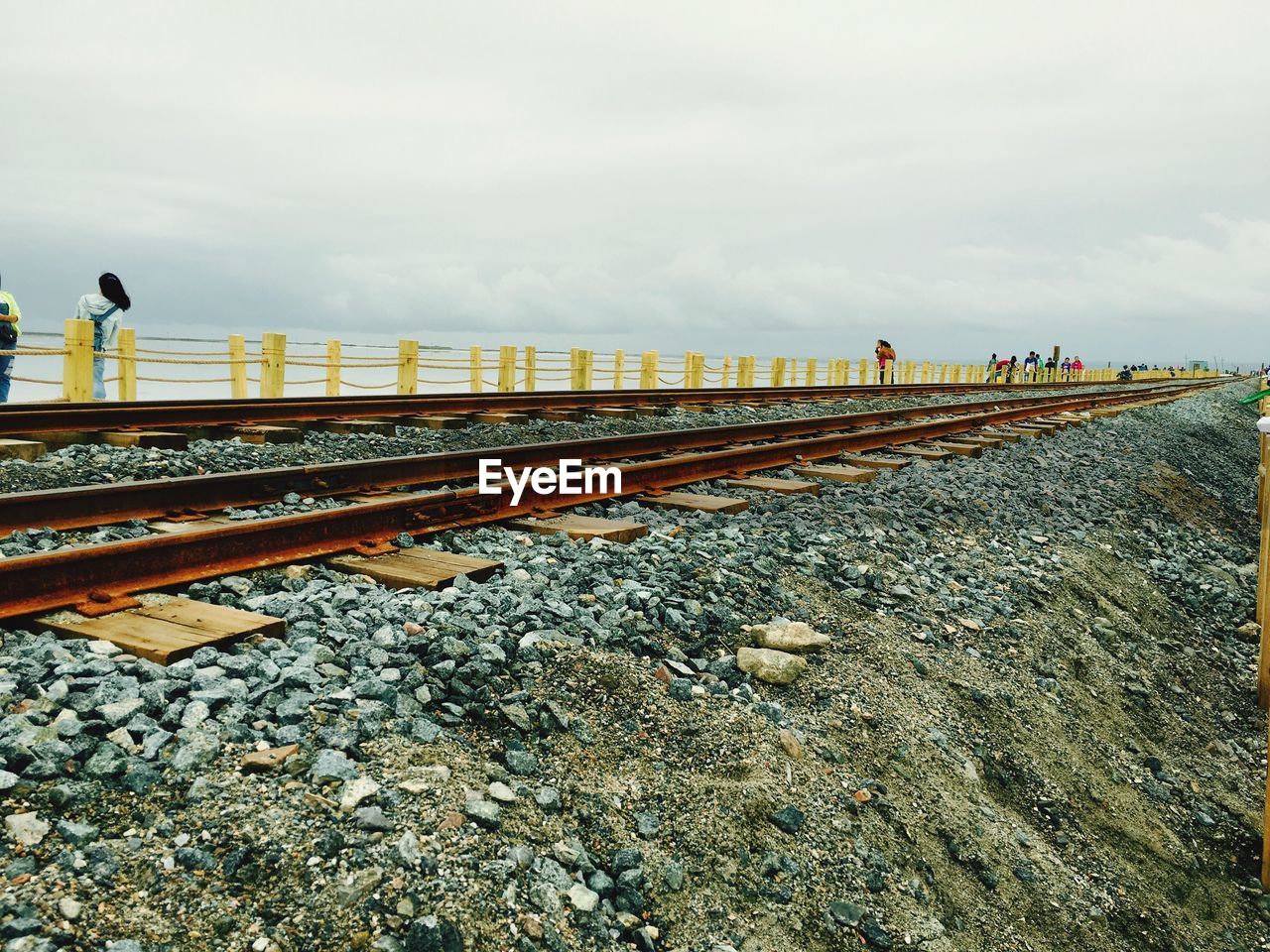 RAILROAD TRACK AGAINST SKY