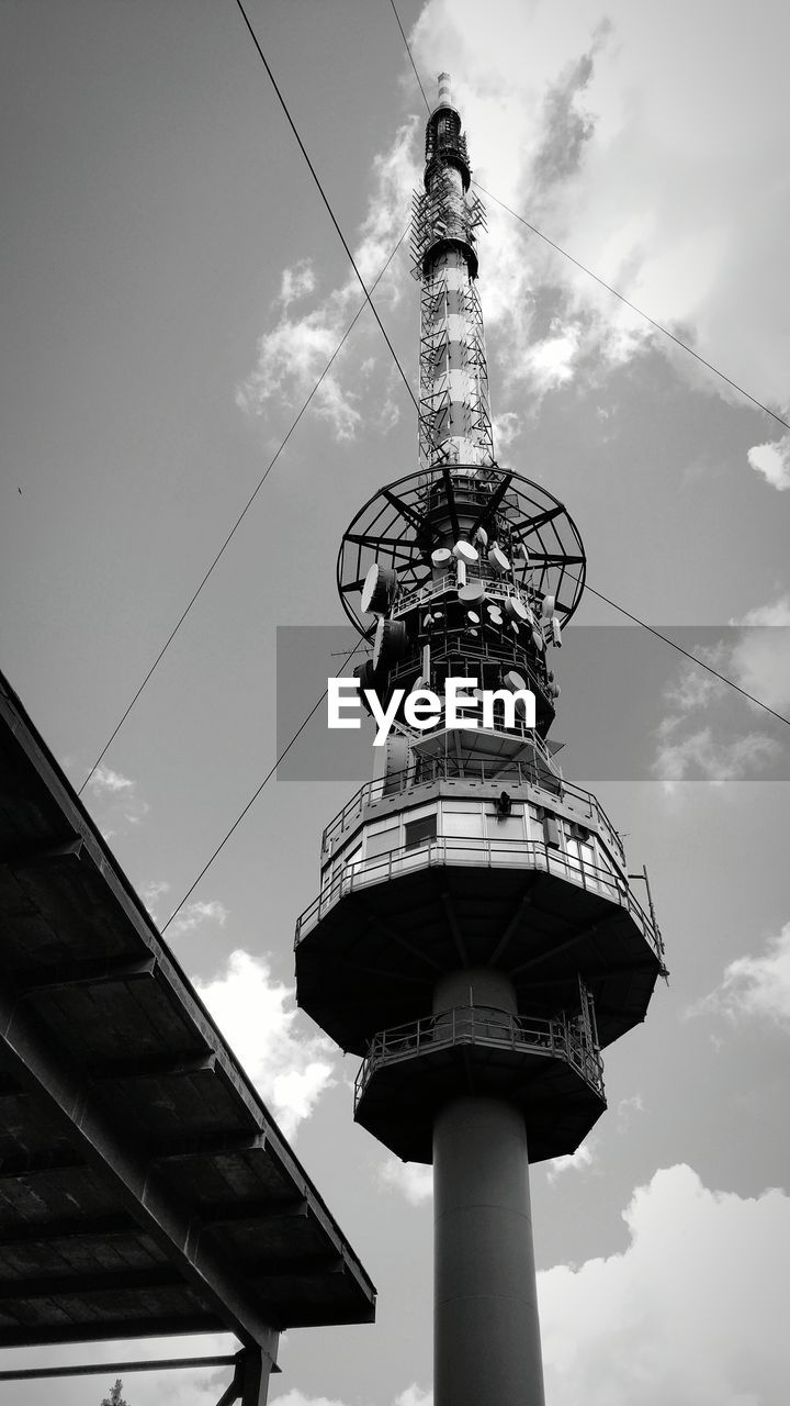 LOW ANGLE VIEW OF TOWER AGAINST SKY