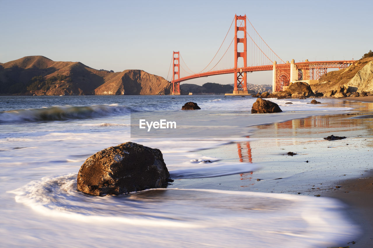 VIEW OF GOLDEN GATE BRIDGE OVER SEA