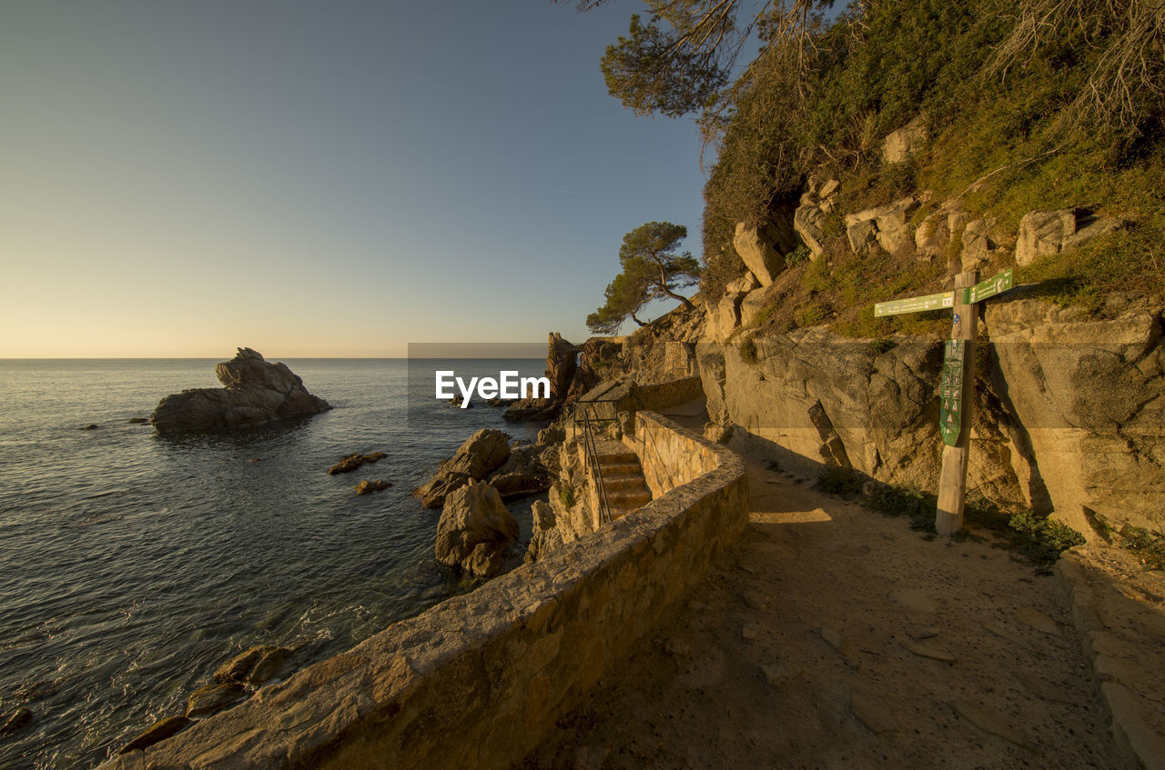 PANORAMIC SHOT OF SEA AGAINST CLEAR SKY