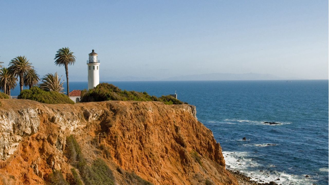 Lighthouse on cliff