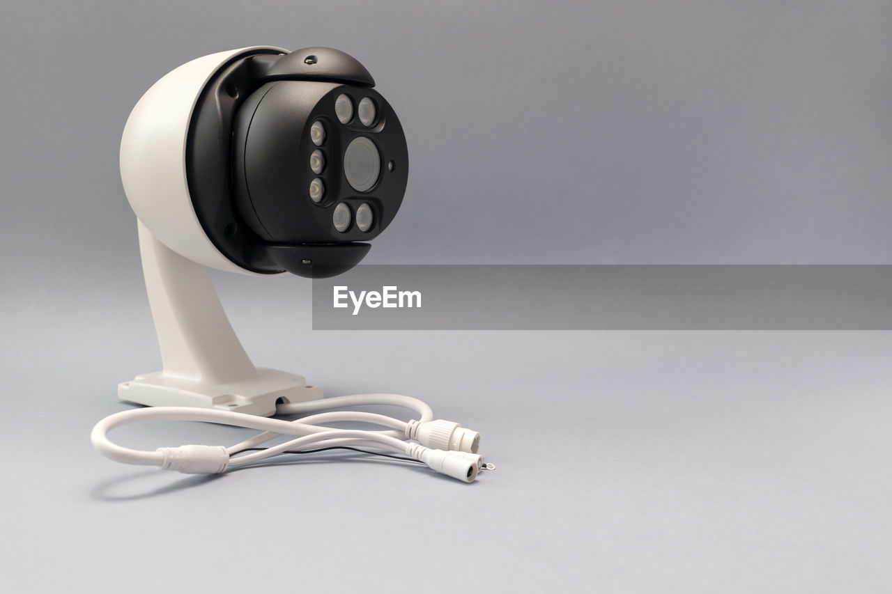 studio shot, technology, indoors, gray, no people, gray background, copy space, headphones, single object, metal