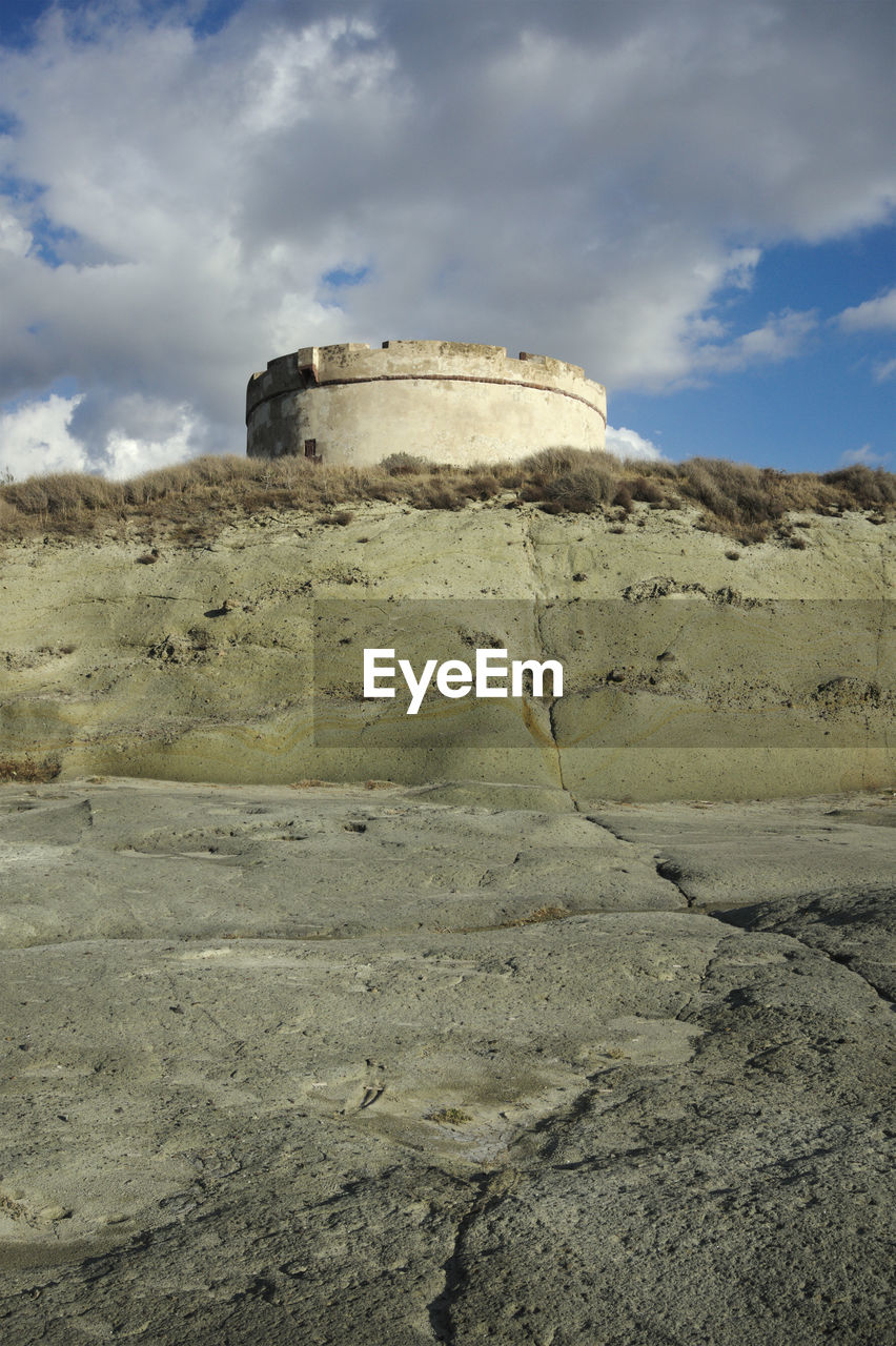 ROCK FORMATIONS ON LAND