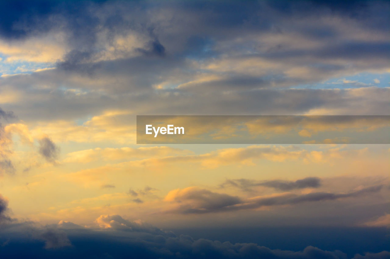 SCENIC VIEW OF CLOUDY SKY
