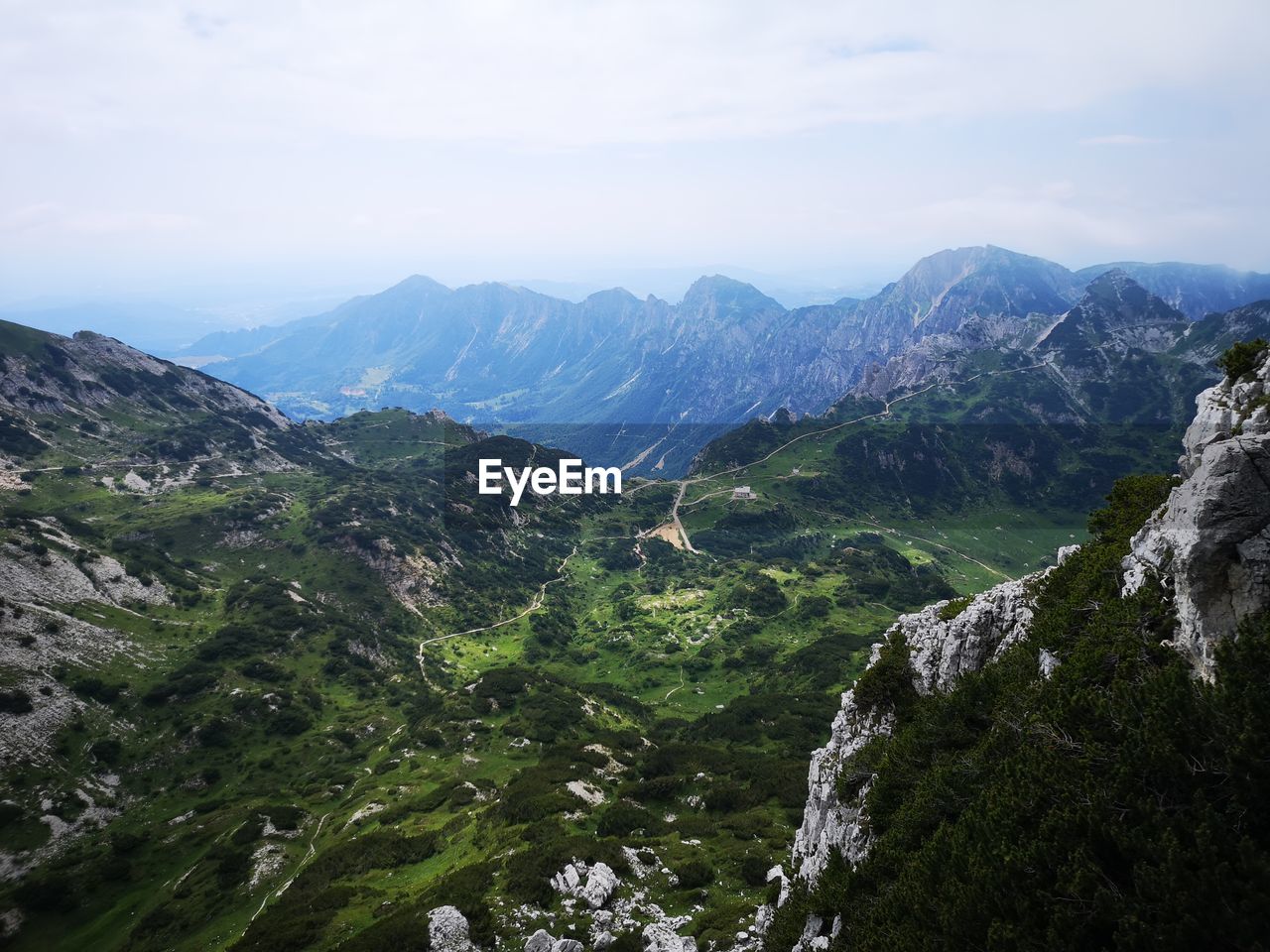 SCENIC VIEW OF MOUNTAIN AGAINST SKY