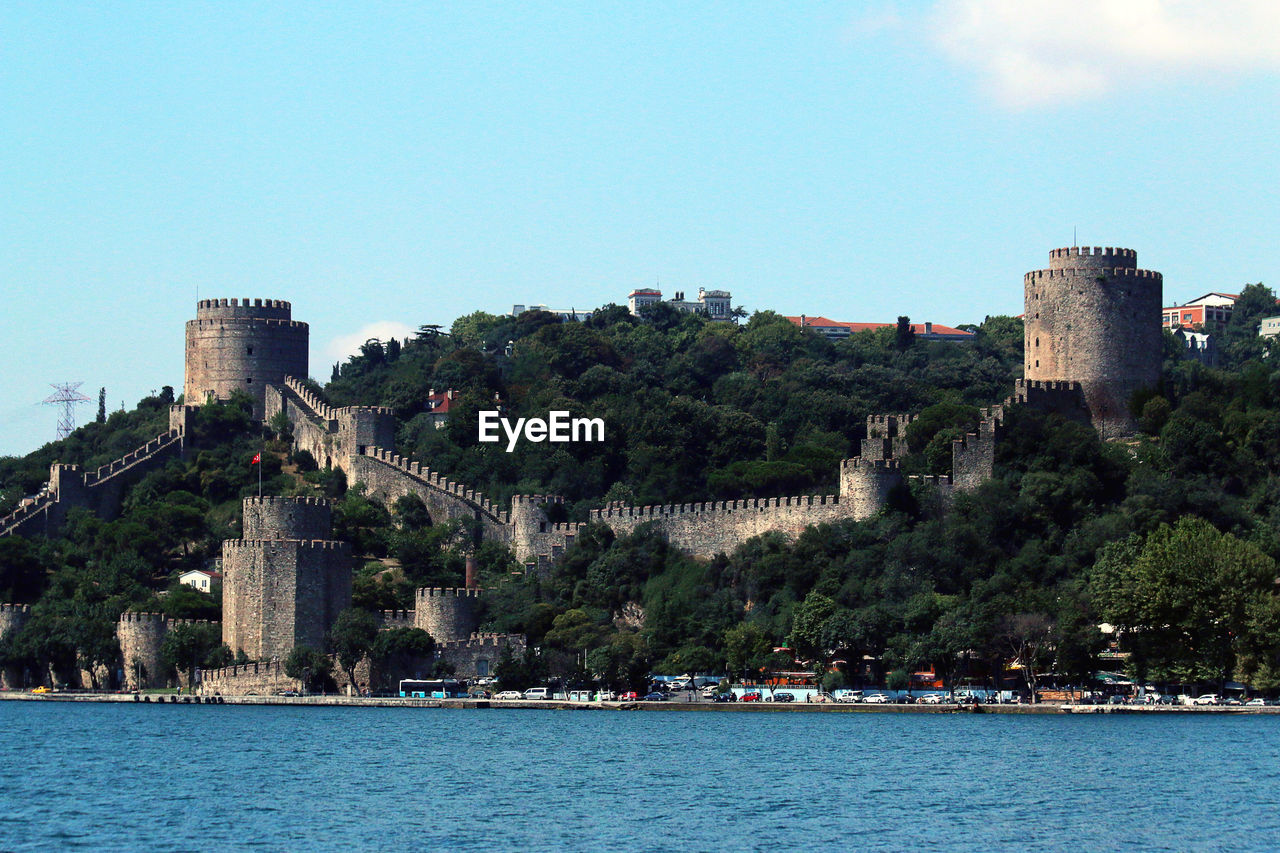 VIEW OF FORT AT WATERFRONT