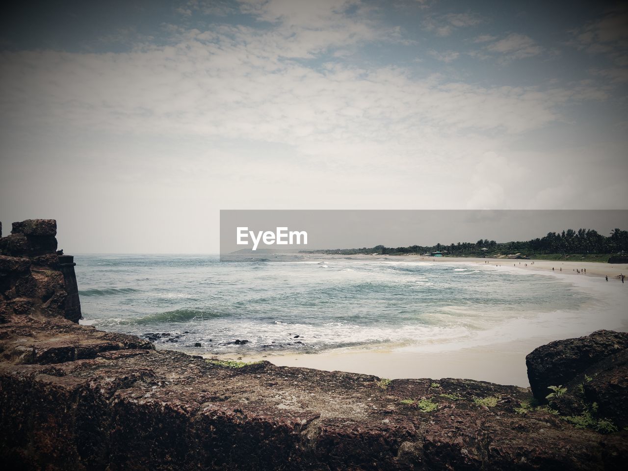 VIEW OF SEA AGAINST SKY