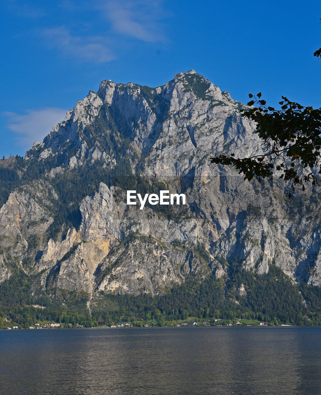 SCENIC VIEW OF SEA AND MOUNTAINS