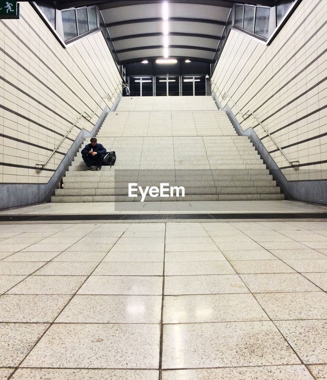 EMPTY CORRIDOR OF BUILDING