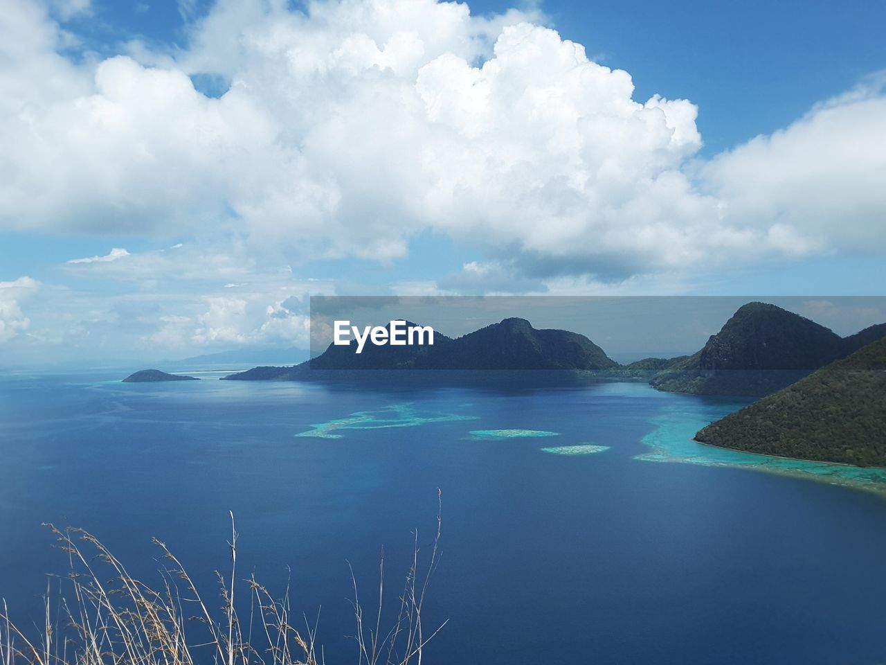 Panoramic view of sea against sky