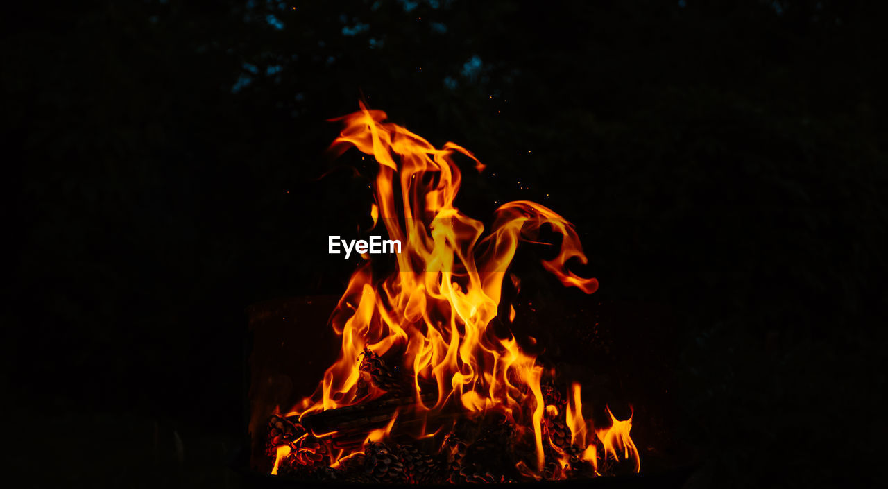 burning, fire, flame, heat, campfire, bonfire, night, nature, orange color, no people, motion, glowing, fireplace, wood, camping, outdoors, darkness, long exposure, yellow, log, close-up