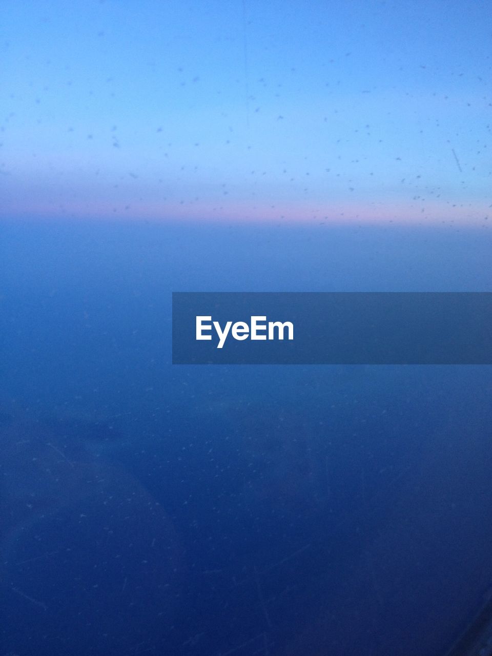 SCENIC VIEW OF SEASCAPE AGAINST SKY