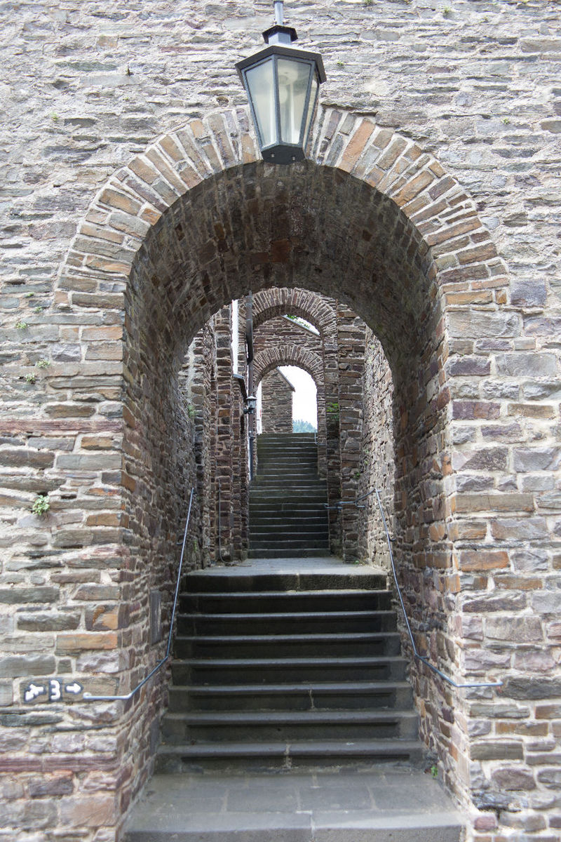 VIEW OF BRICK WALL