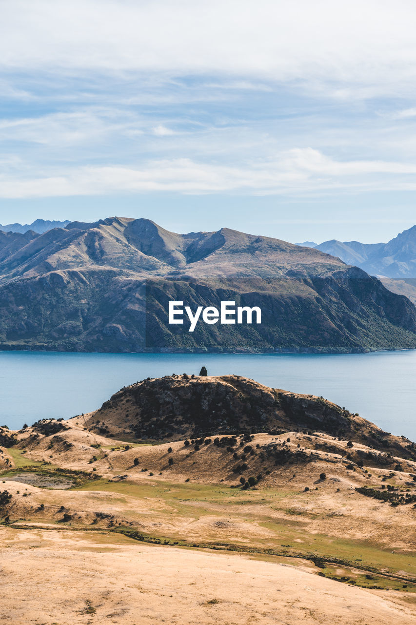 Mountain views from the roys peak trail, new zealand