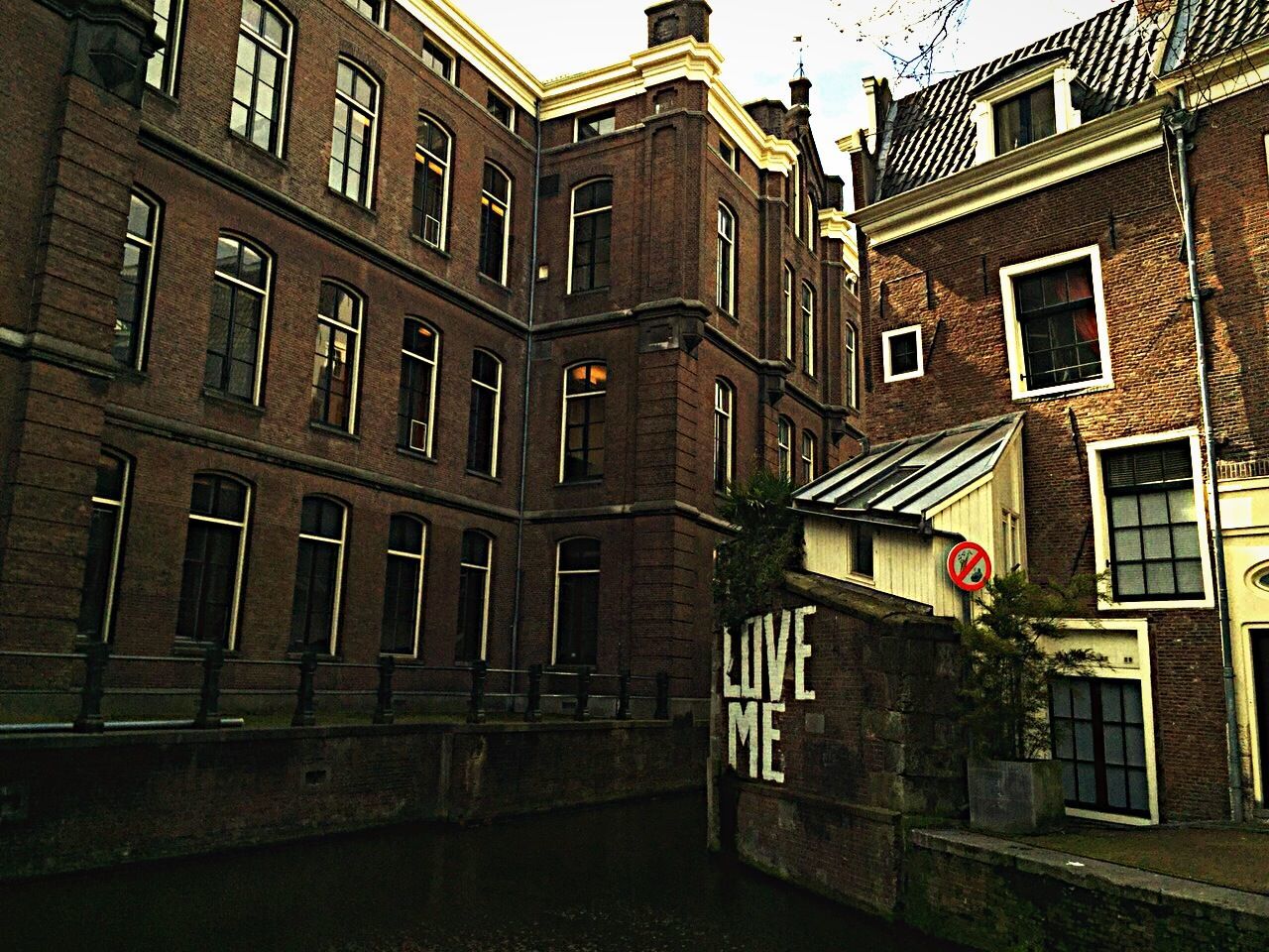 Townhouse over canal