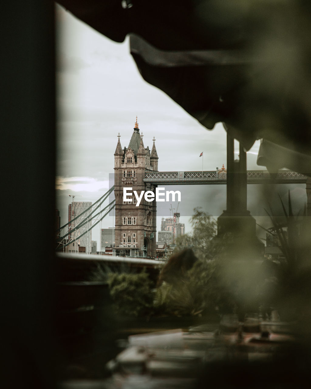 View of tower bridge and buildings in city