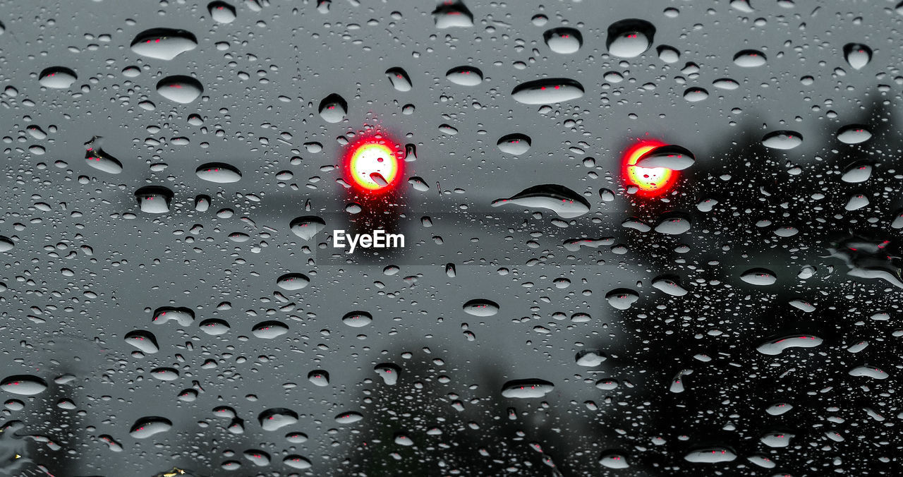 RAINDROPS ON WINDOW