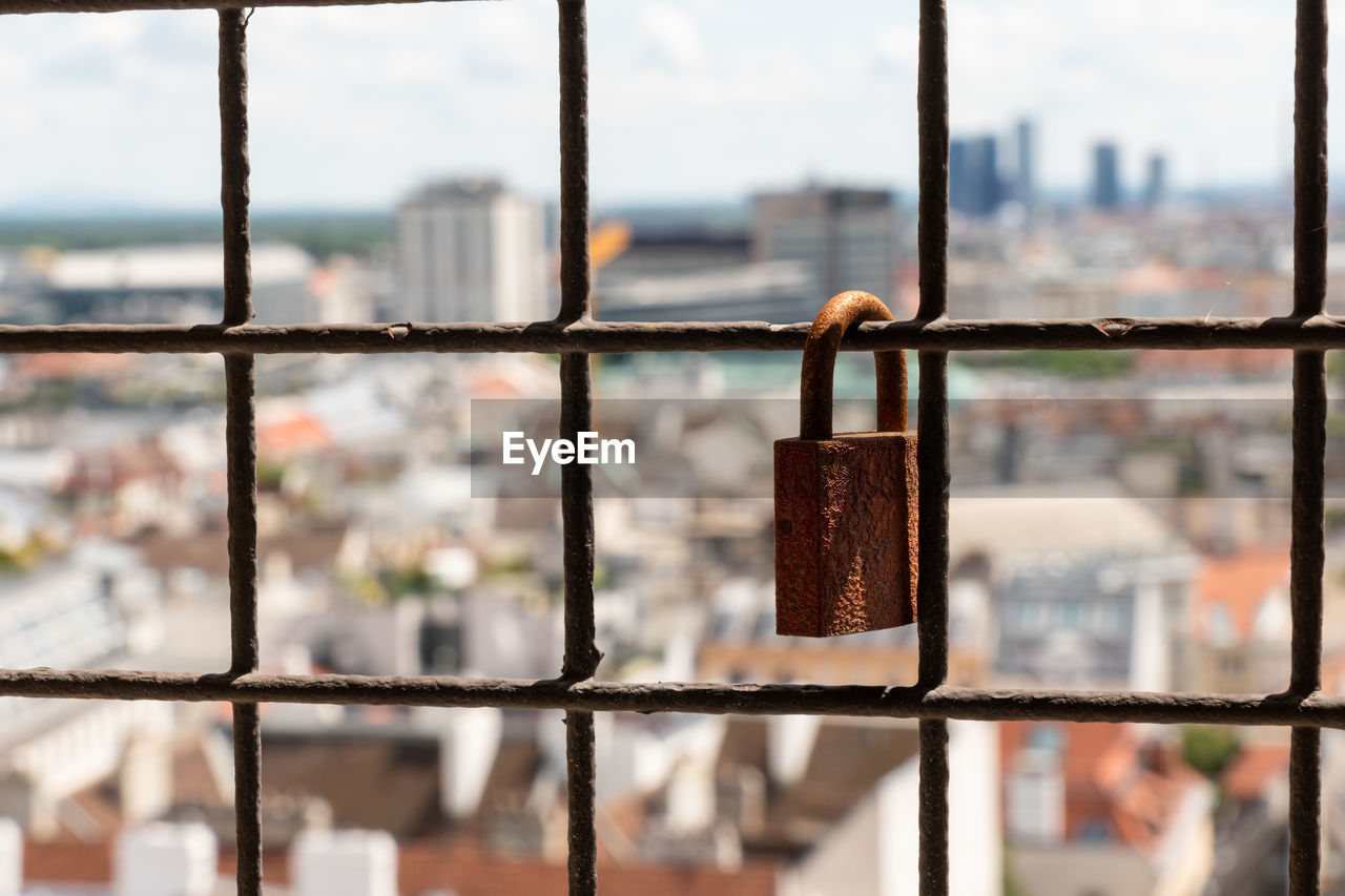 security, protection, metal, window, focus on foreground, lock, padlock, architecture, iron, no people, day, outdoors, fence, close-up, built structure, nature, backgrounds, full frame, glass, building, wood, sky, city, water, wall, building exterior