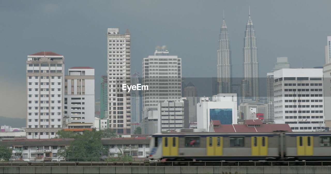 VIEW OF BUILDINGS AGAINST SKY