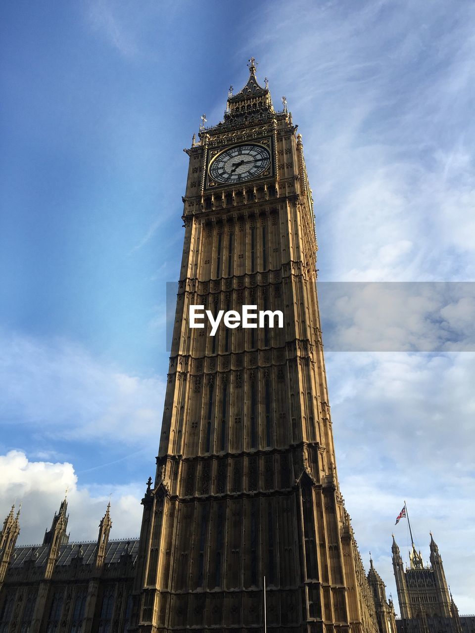 Low angle view of big ben against sky